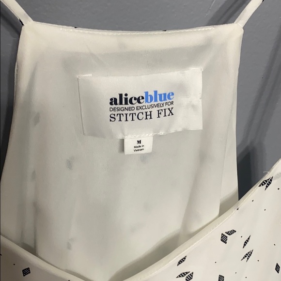 SOLD! Stitch Fix Alice Blue Chevron Layered Tank - Picture 3 of 5